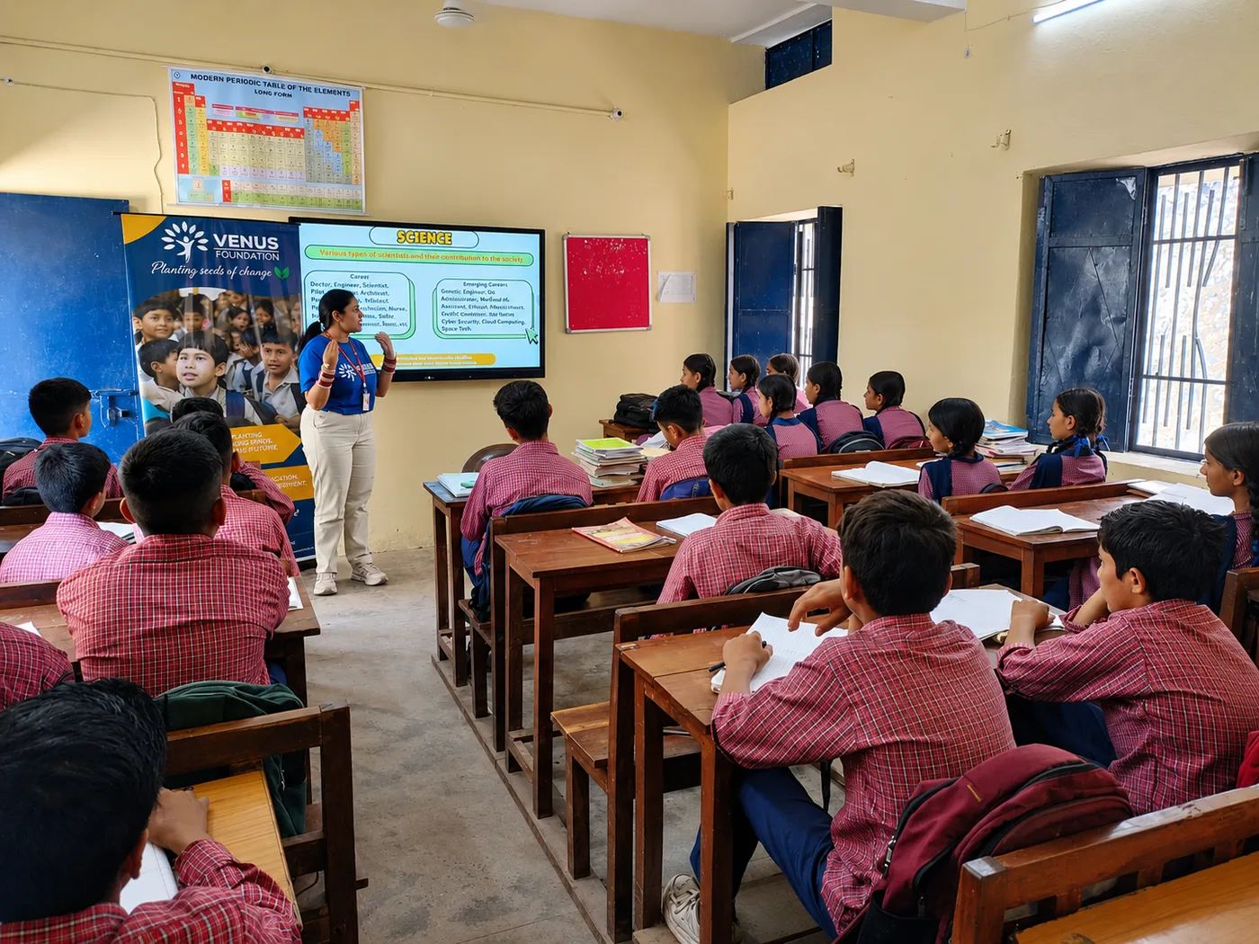 Class IX students exploring career options in an EduPath Disha session
